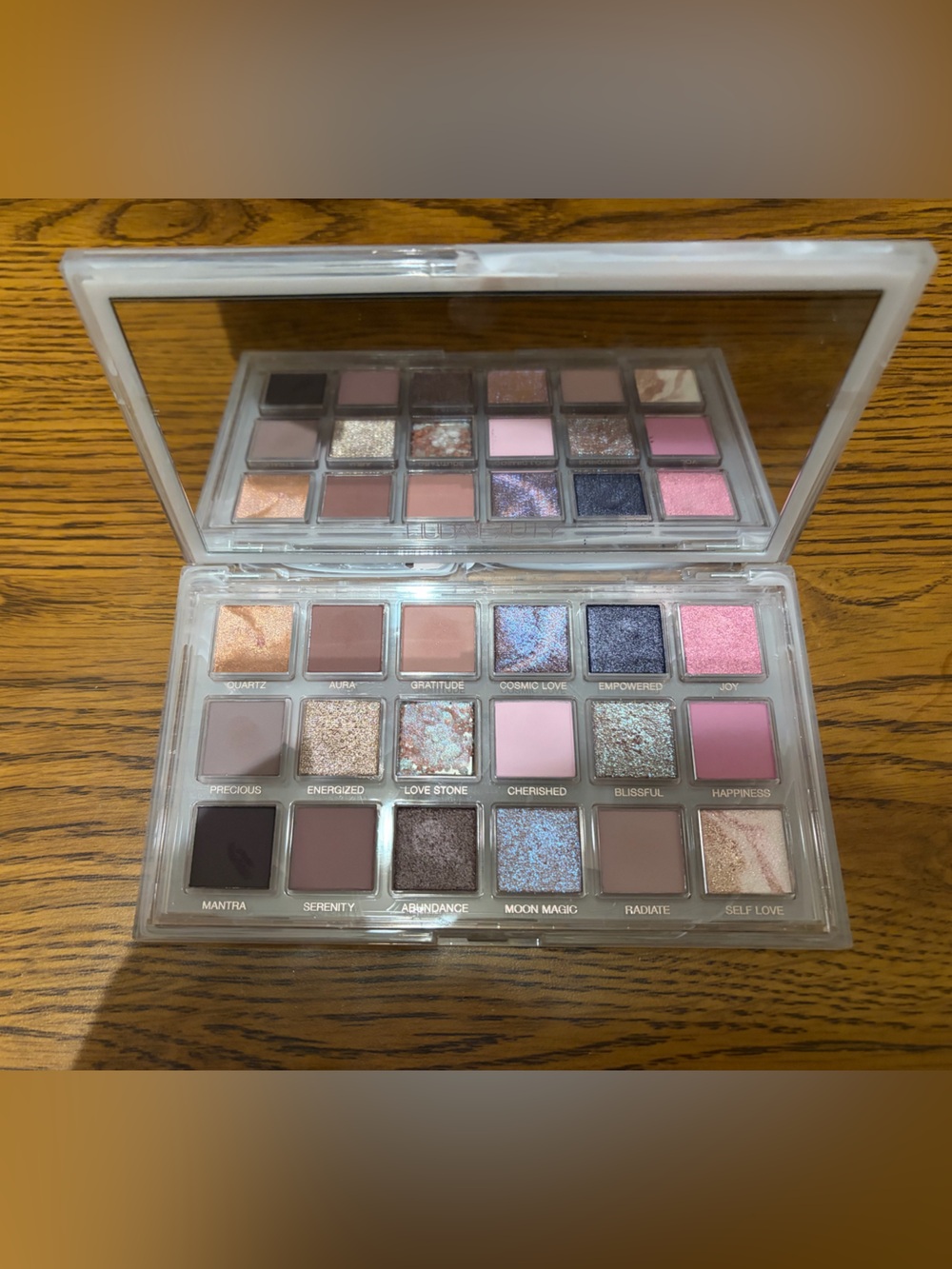HUDA Beauty ROSE QUARTZ Eyeshadow Palette